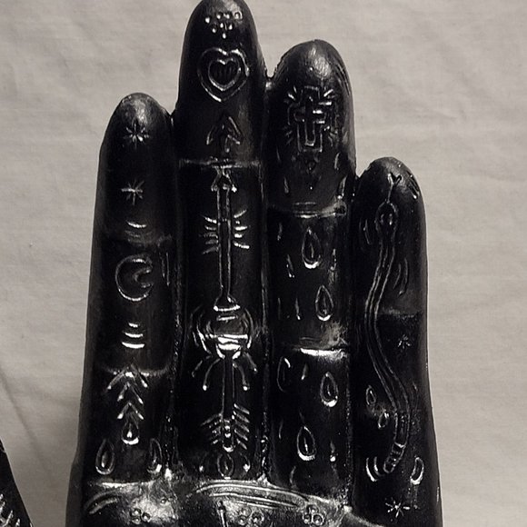 Dark Enchantment Hamsa Palmistry Hand - Picture 4 of 7